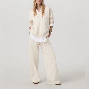Vuori Porcelain Émilie Cashmere Oversized V-Neck NWT